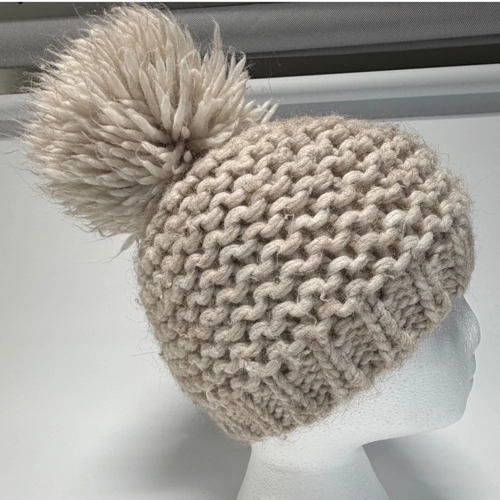 Nardi & Tagliaferri Chunky Knit Wool Alpaca Pom Beanie |‎ Made in Italy | Cream